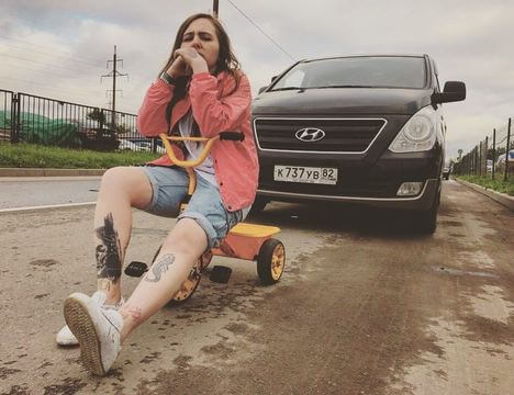 mozee montana мози монтана версус батл биография